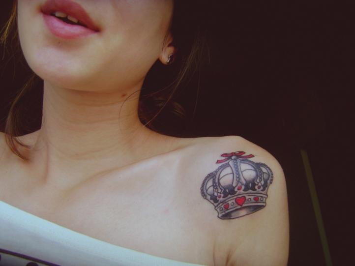 Татуировка для девушек - корона